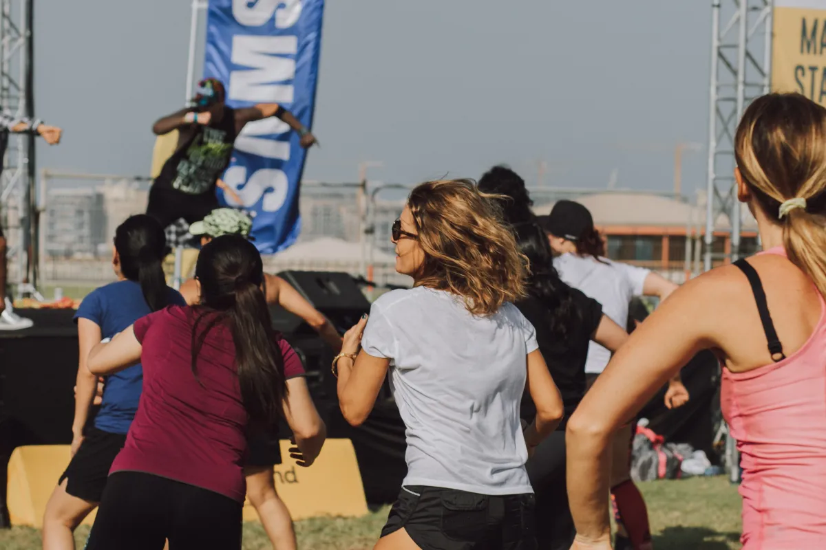 Zumba dla początkujących – jaki strój do zumby wybrać?